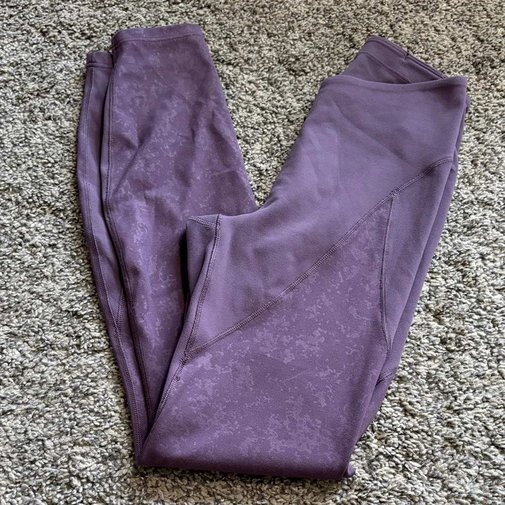Lululemon lab Embossed Nulu Yoga Tight 25" size 2